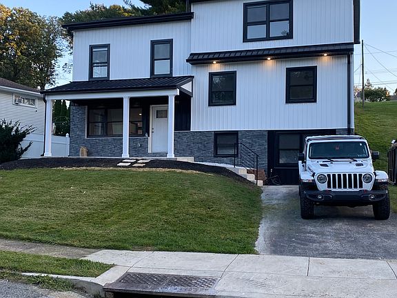 2nd image of 21 Dorset Dr