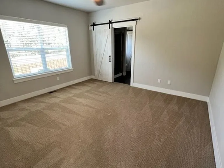 2755 SW Greens Blvd #13 — Photo 15