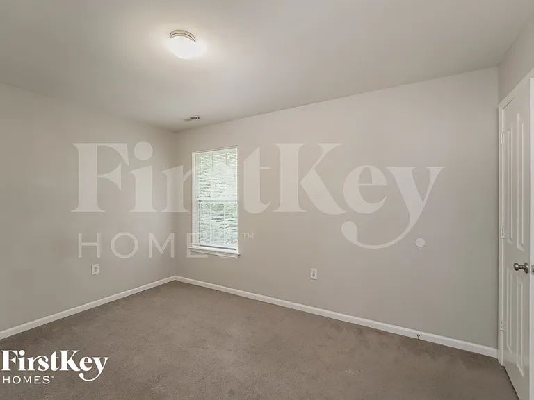 2553 Mulberry Pond Dr — Photo 13