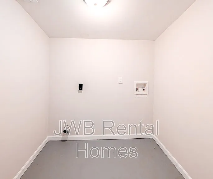 4523 Merrimac Ave — Photo 13