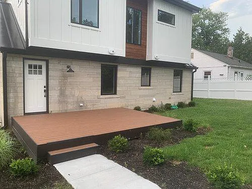 702 E Maxwell Ln — Photo 10