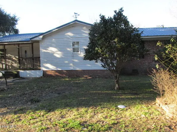 53 Bowmanville Drive, Fairmont, NC 28340