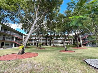 13455 SW 3rd St APT 207S, Pembroke Pines, FL 33027