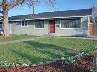330 N Earl Rd, Moses Lake, WA 98837