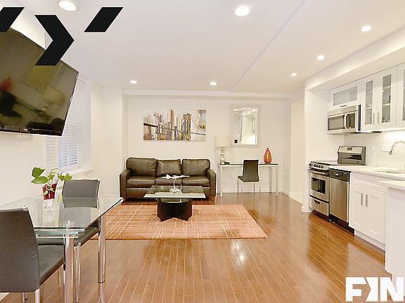2nd image of 150 W 51st St APT 1829