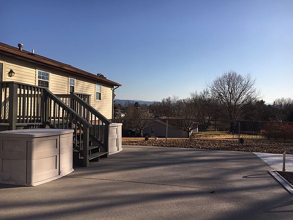 5th image of 115 Swanee Dr