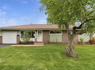 555 Decatur St, Hoffman Estates, IL 60169