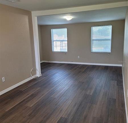 3rd image of 2735 41st Ave N