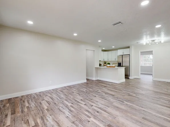 728 N C Street, Lake Worth Beach, FL 33460