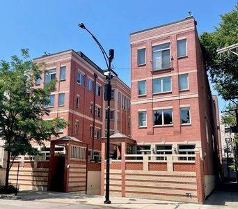 1430 N La Salle St #D1, Chicago, IL, 60610