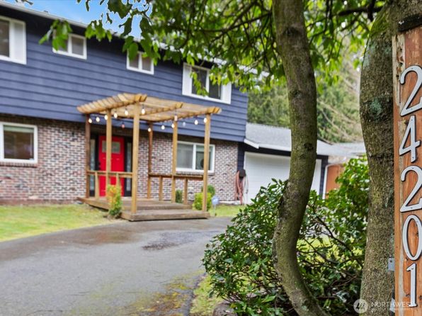 24201 Firdale Ave, Edmonds, WA 98020