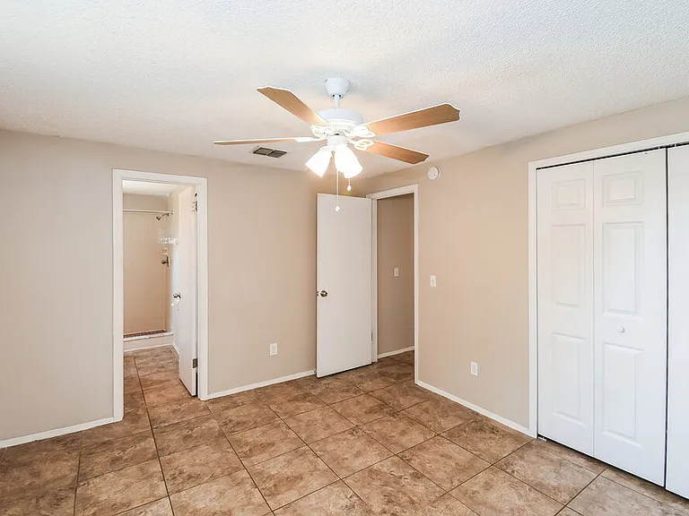 8244 Yolanda Ct — Photo 10
