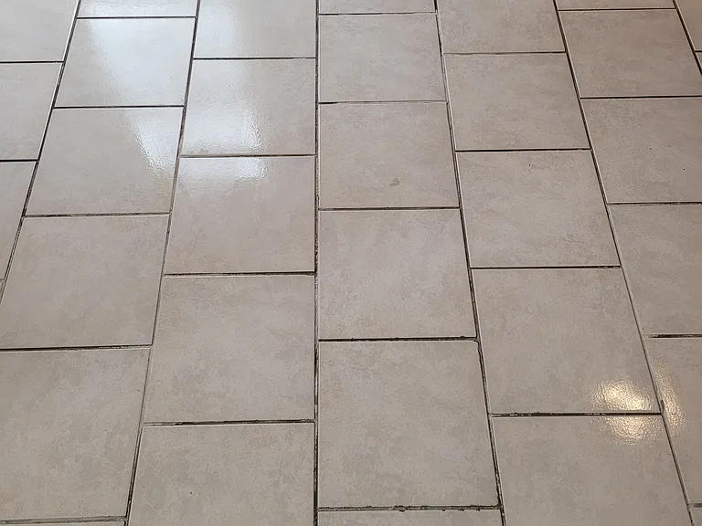 Kitchen tile
