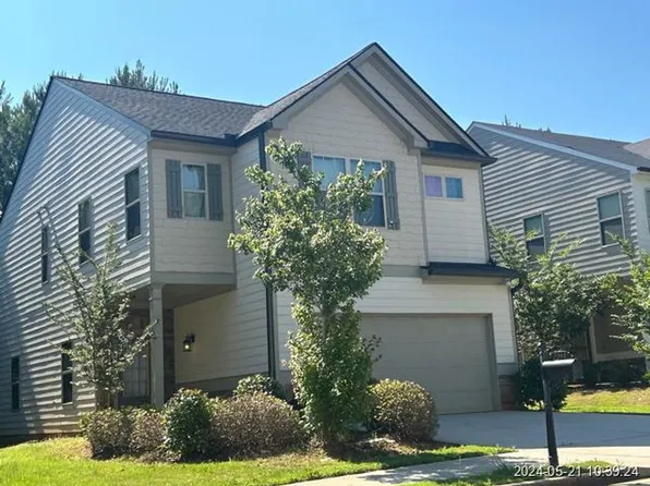 3946 Kingfisher Dr, Atlanta, GA 30349