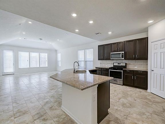 5th image of 1518 Wheatley Hill Ln