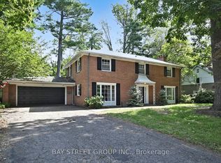 178 Breezy Pines Dr, Mississauga, ON L5B1B4