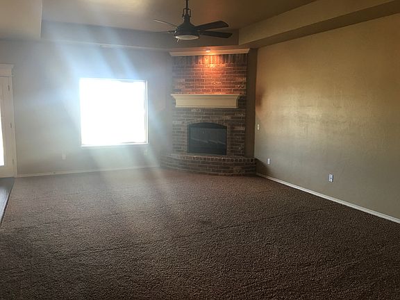 2nd image of 5825 SE 145th St