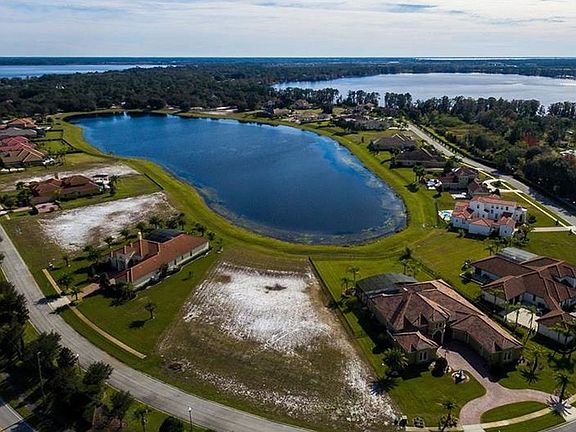 3rd image of 10736 Lago Bella Dr