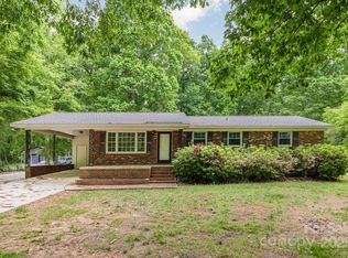 1874 Sunny Ln, Lancaster, SC 29720