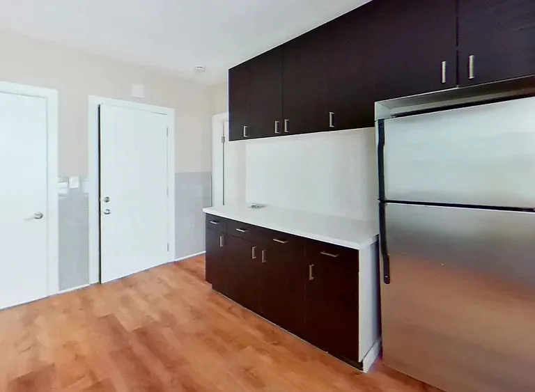 121 George St #2R — Photo 3