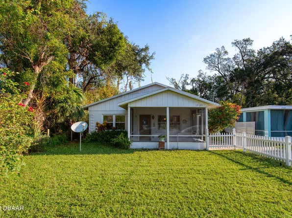 1525 Moravia Ave, Holly Hill, FL 32117