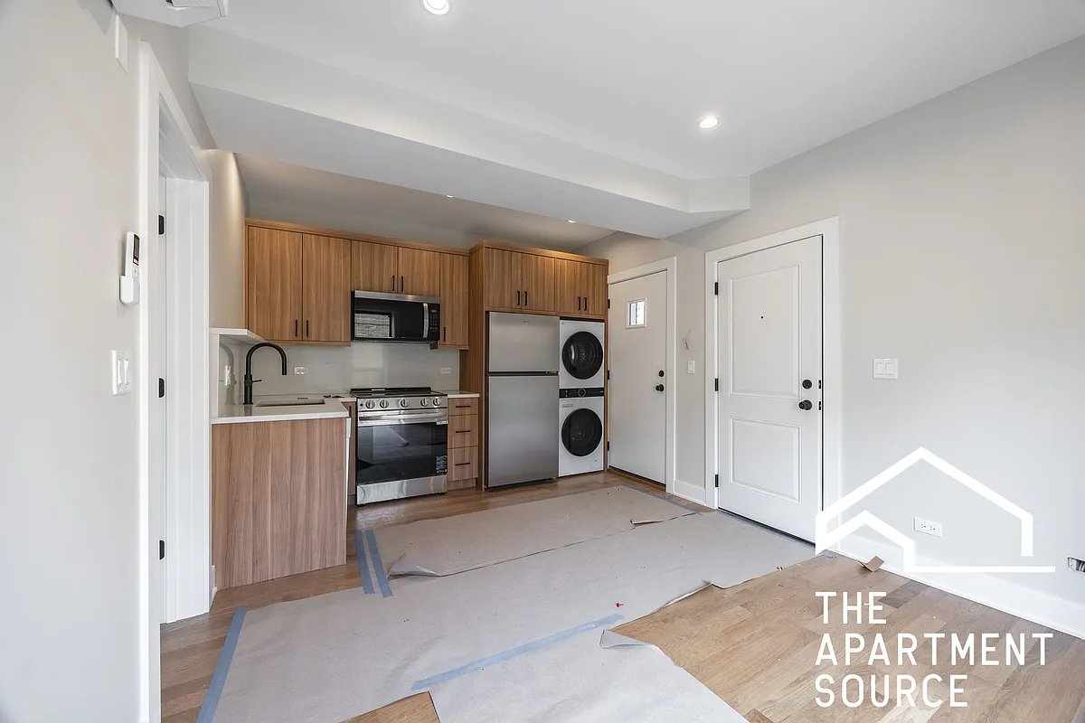 Building Photo - 2237.5 N Bissell Ave #1