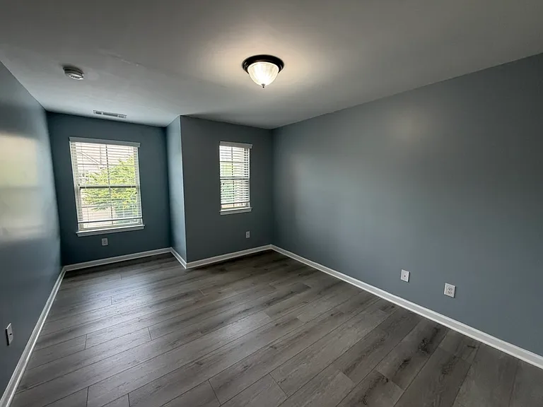 2161 Crestridge Trl NE — Photo 17