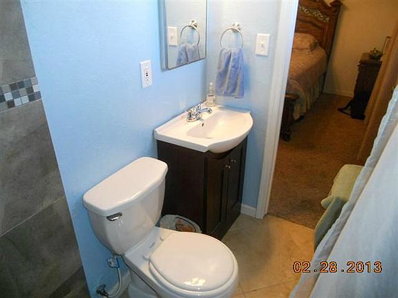 5th image of 232 W Knox Dr