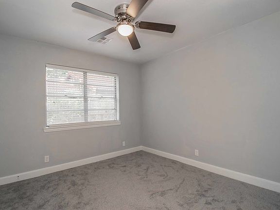 5th image of 2329 Vega St