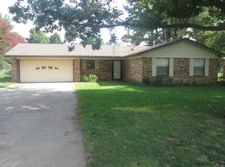 302 Chaparral Dr, Durant, OK 74701
