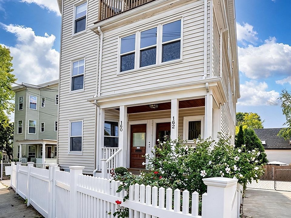 1st image of 160 Holland St #1