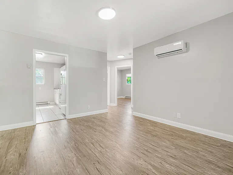 3410 Elizabeth St NW #7 — Photo 6