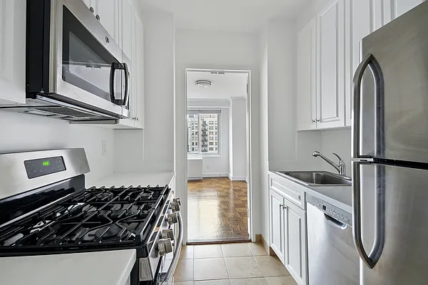 Rented by Rudin Management Company, Inc. | media 14