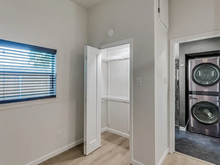 2827 W Cantey St — Photo 12