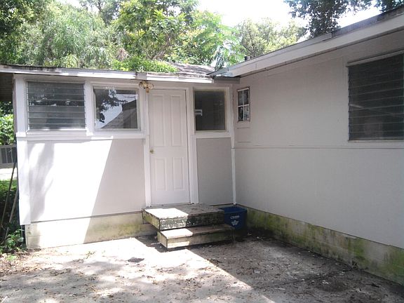 2nd image of 1415 1/2 Woodward St