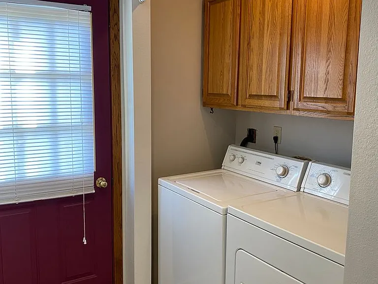4800 Airway Dr NE — Photo 18