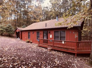 20 Lee Rd, White Haven, PA 18661