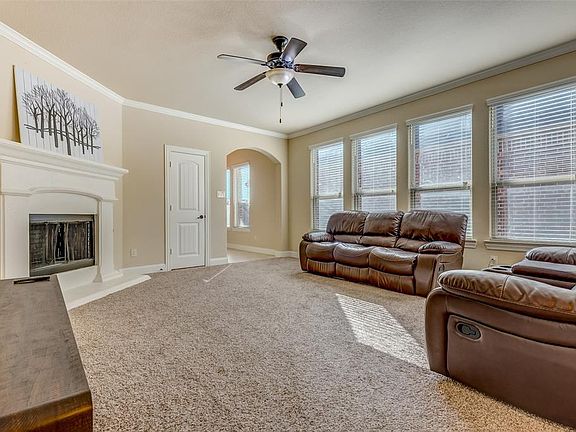 5th image of 1520 Lauren Creek Ln