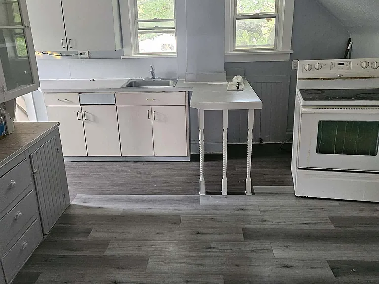 7111 Elton Ave #2 — Photo 4