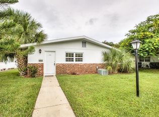 813 Courtington Ln #2, Fort Myers, FL 33919