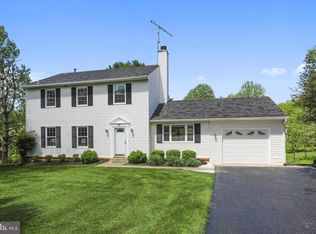 17 Ridge Heights Ct, Gaithersburg, MD 20879