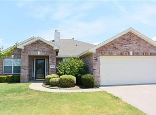 5116 Autumn Hl, Grand Prairie, TX 75052