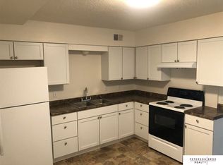 3708 Emiline St #101, Bellevue, NE 68147