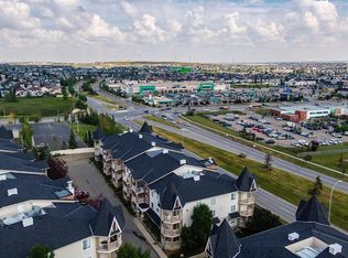 70 W Panamount Dr NW #2, Calgary, AB T3K6G8