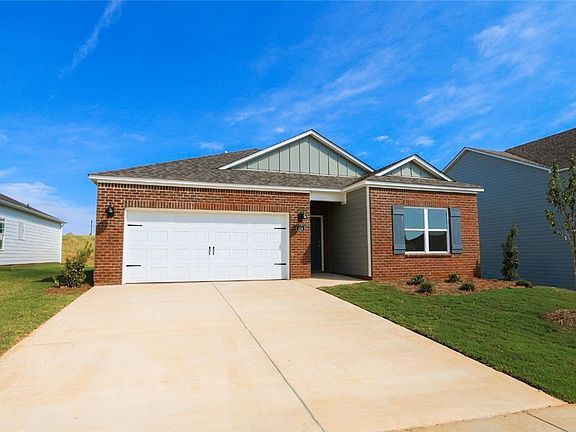 2nd image of 424 Parkway Gardens Ln