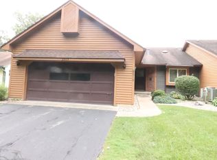 2019 Rendall Dr, Jackson, MI 49201