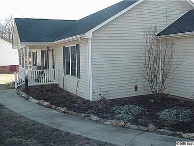2nd image of 107 Jason Ct