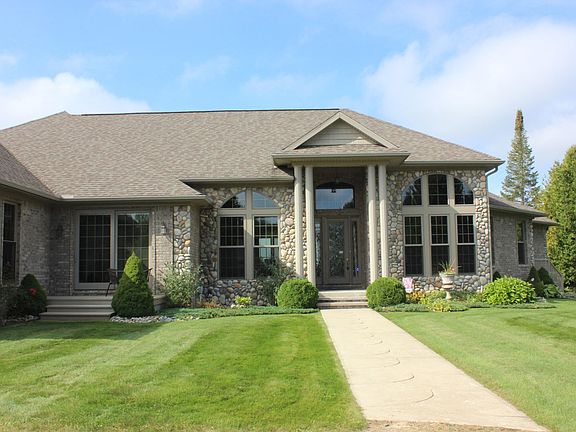 Front porch is heated for no snow