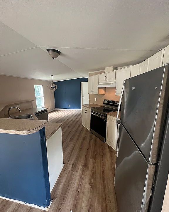 1st image of 4341 Pinewood Dr
