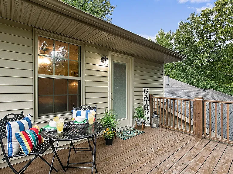 5521 Thalman Dr — Photo 18
